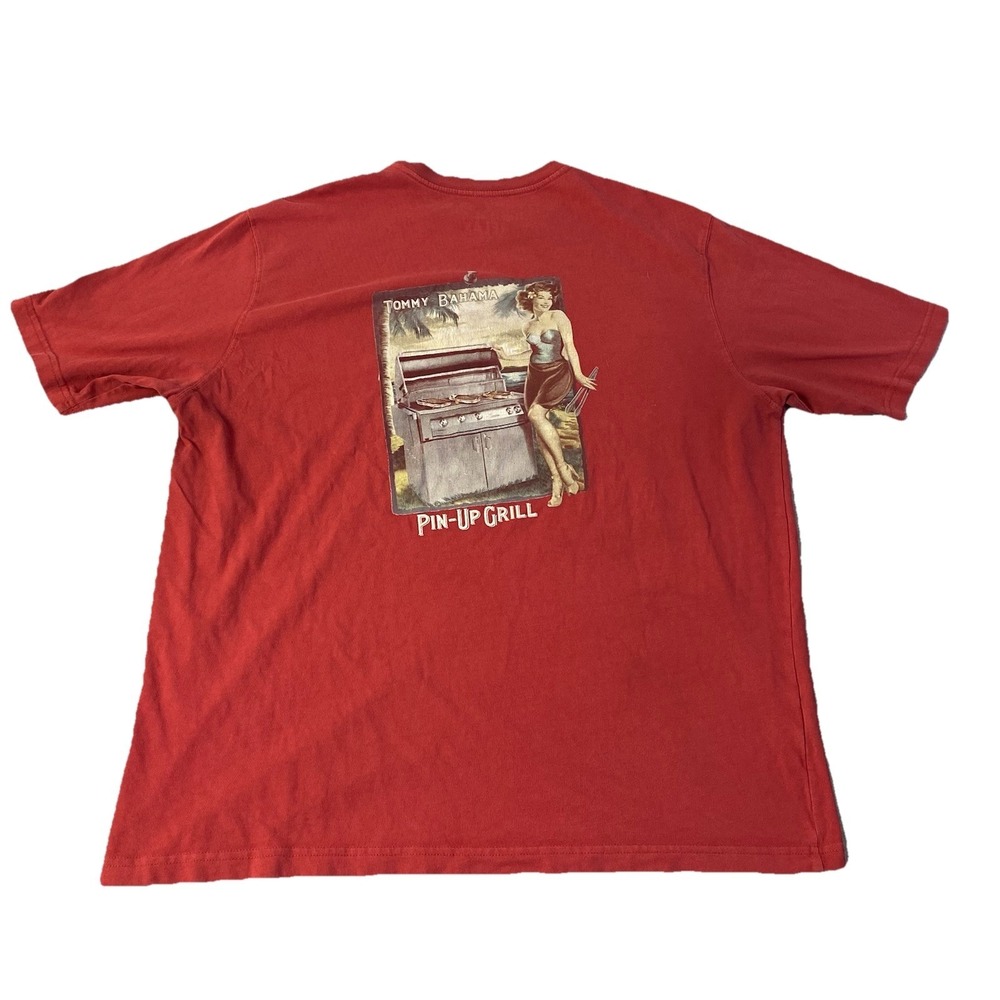 TOMMY BAHAMA Pin Up Grill Graphic T-shirt Red Relaxed Fit Fishing Vacation XL